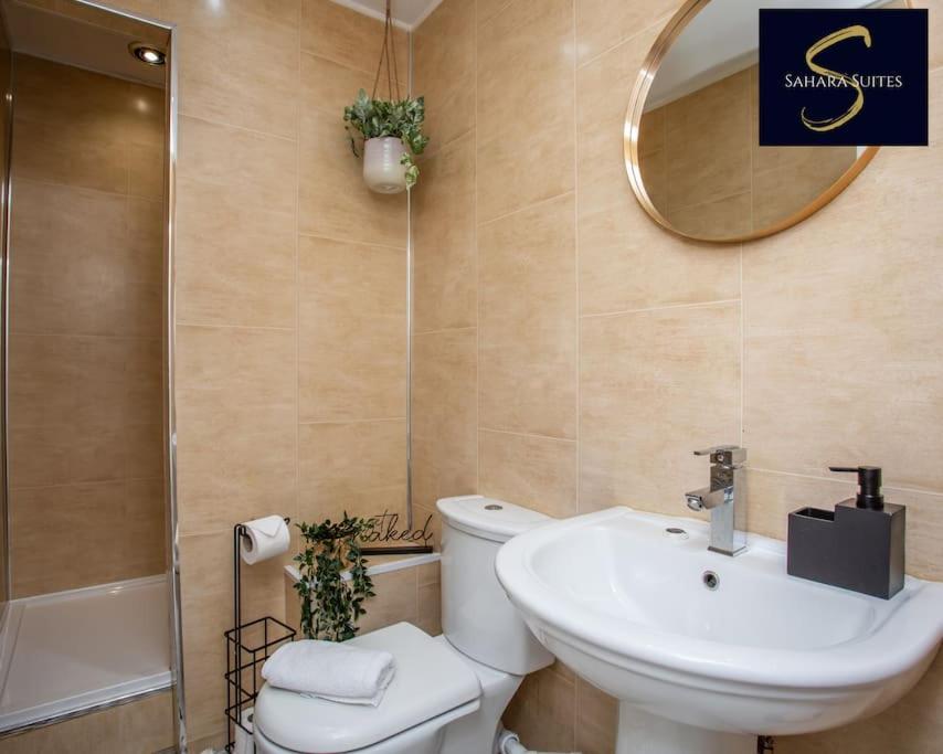 Monthly Escape - Cosy & - 3bed - Leisure & Business - Parking - Near A1 & A19 Newcastle upon Tyne