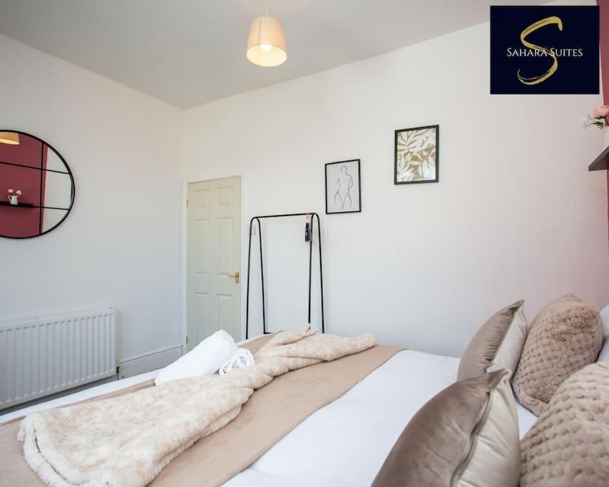 Monthly Escape - Cosy & - 3bed - Leisure & Business - Parking - Near A1 & A19 Apartment Newcastle upon Tyne
