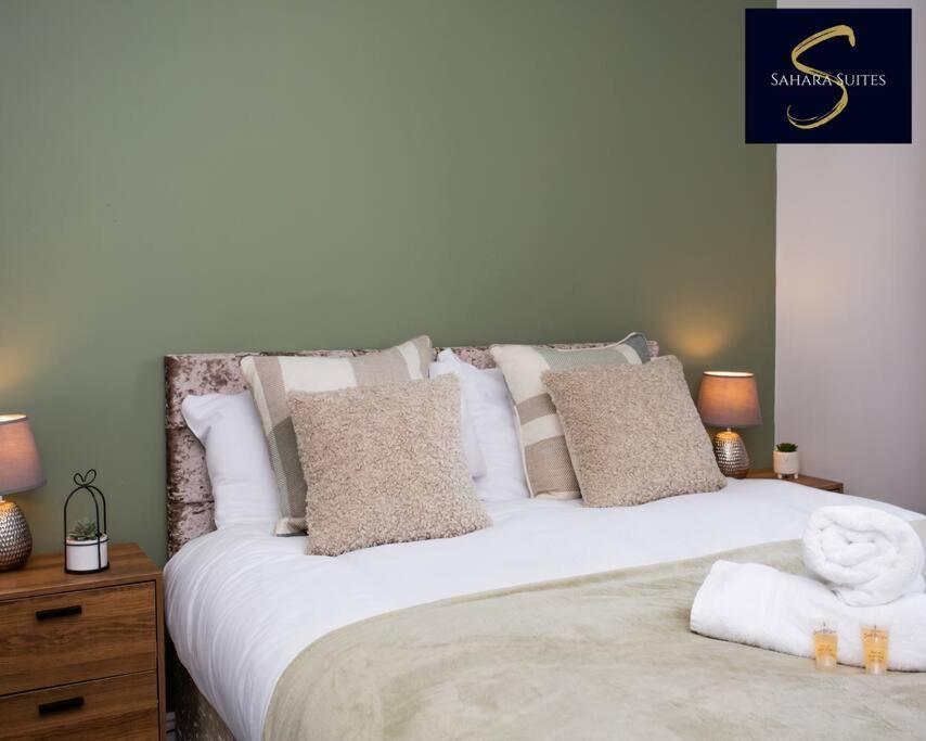 Apartment Monthly Escape - Cosy & - 3bed - Leisure & Business - Parking - Near A1 & A19 *