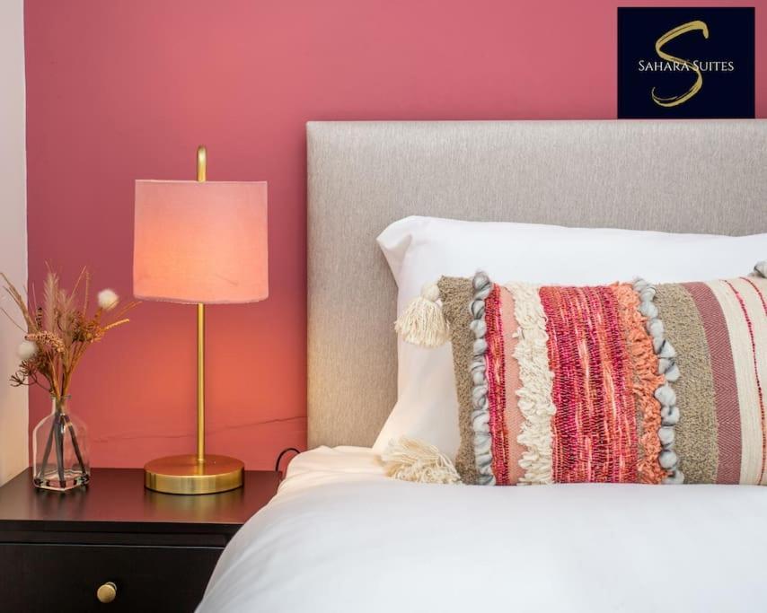 Monthly Escape - Cosy & - 3bed - Leisure & Business - Parking - Near A1 & A19 *