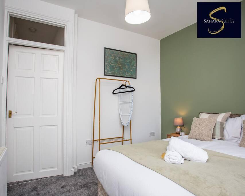 Apartment Monthly Escape - Cosy & - 3bed - Leisure & Business - Parking - Near A1 & A19 Newcastle upon Tyne