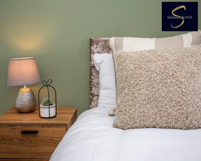 Apartment Monthly Escape - Cosy & - 3bed - Leisure & Business - Parking - Near A1 & A19