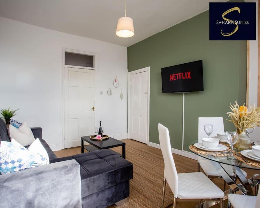 Monthly Escape - Cosy & - 3bed - Leisure & Business - Parking - Near A1 & A19 *
