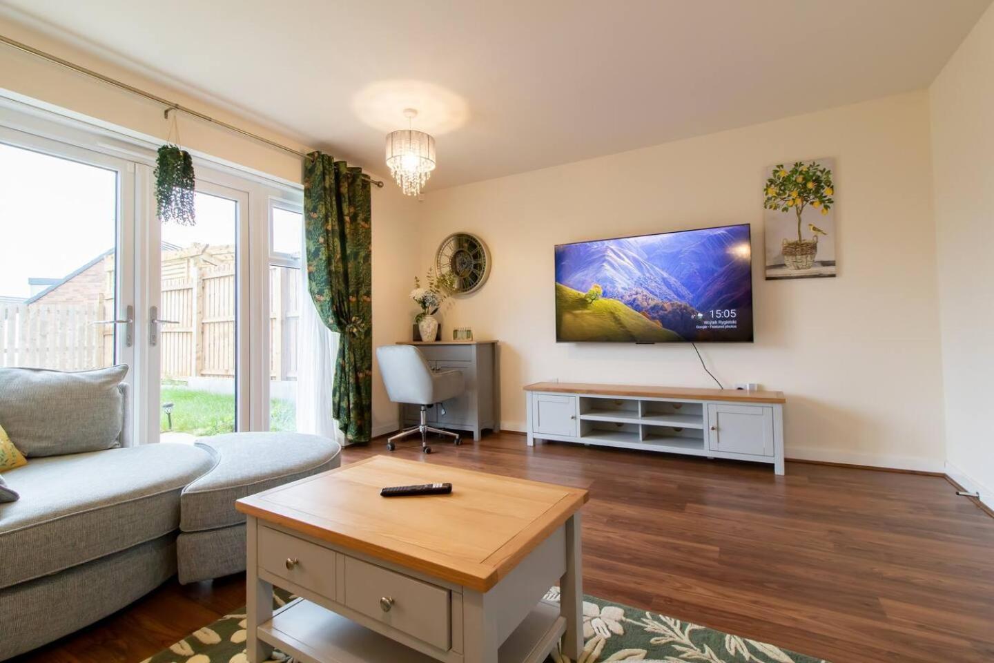 Holiday home Pass The Keys Modern Comfortable House *
