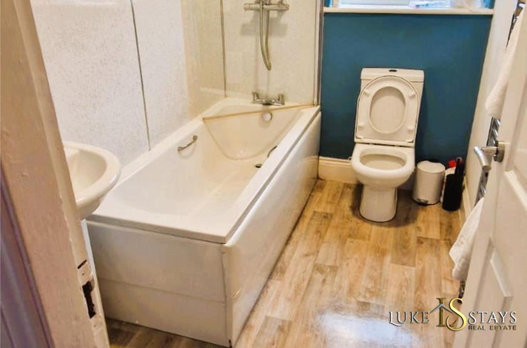 Luke - Welbeck Road Apartment Newcastle upon Tyne