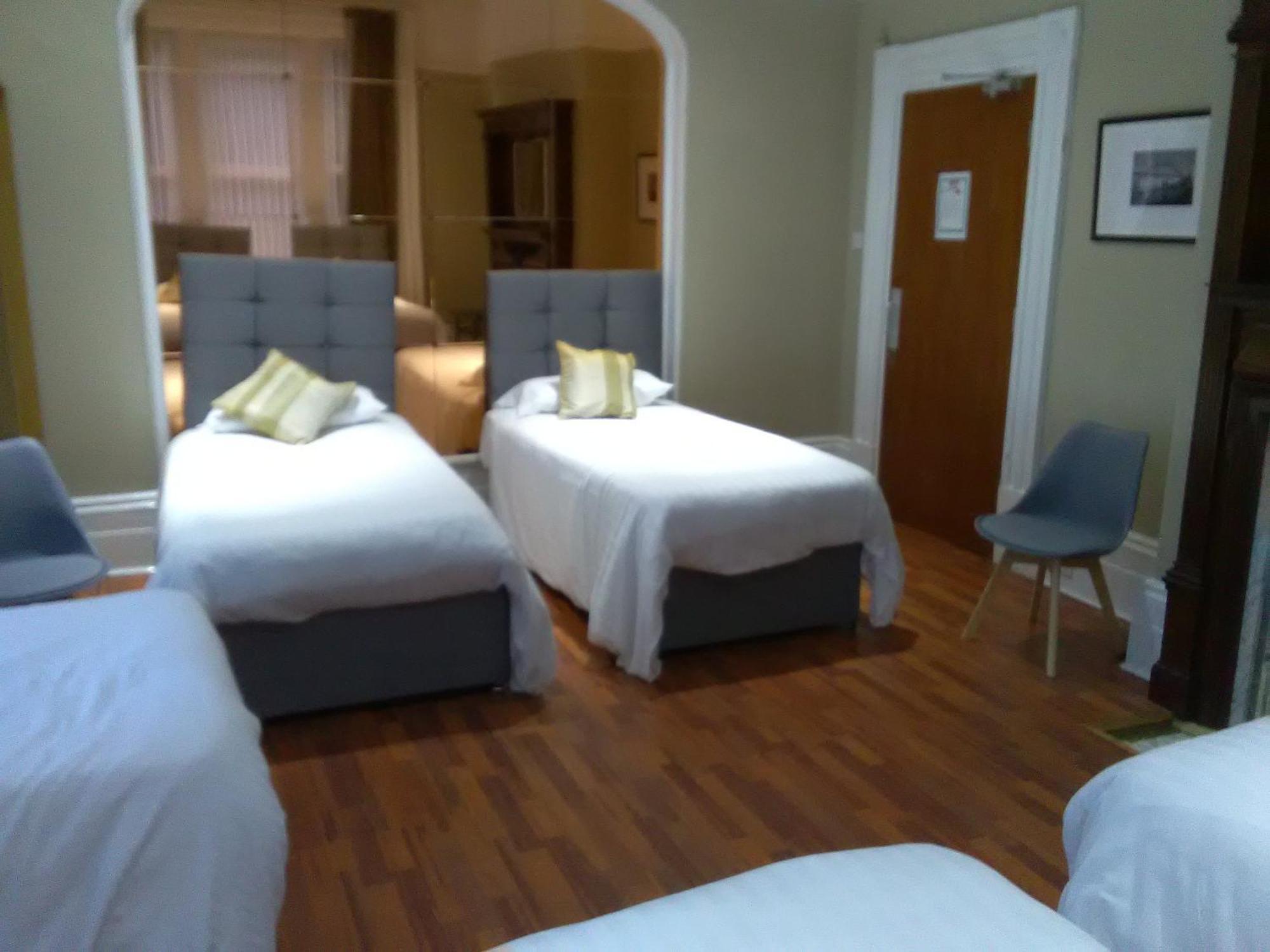 Clifton Hotel