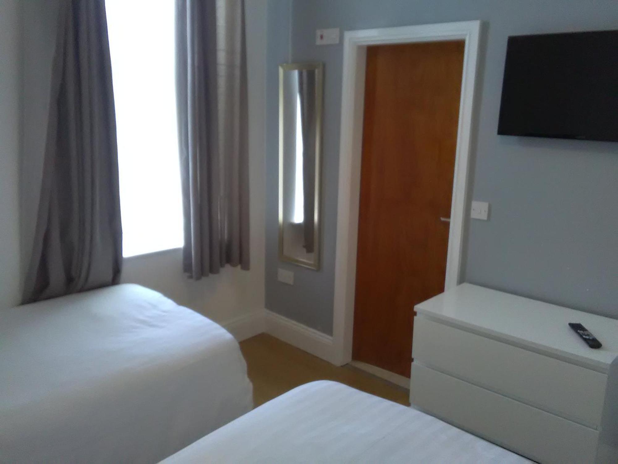 Hotel Clifton