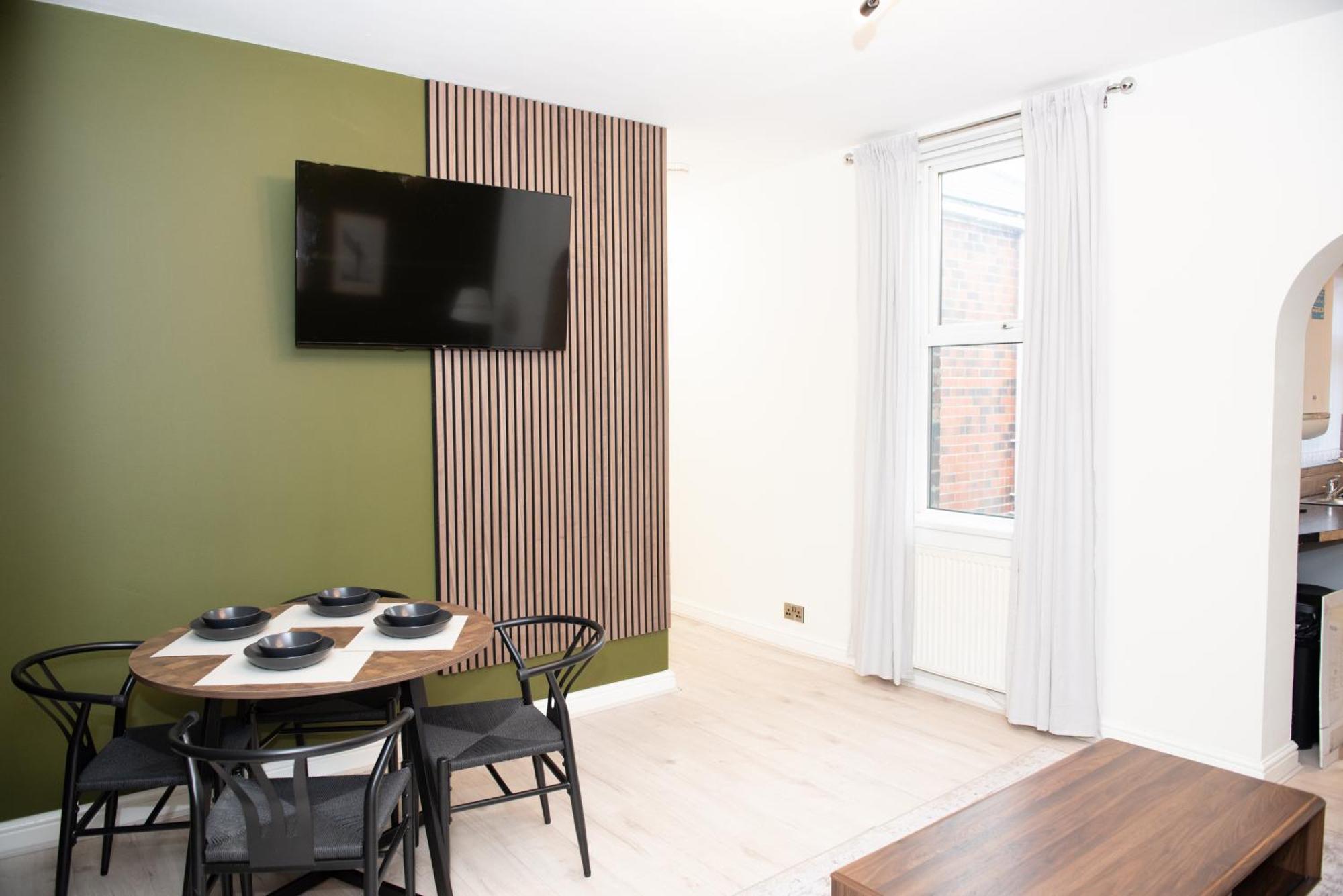 Modern Living, 1km From The Heart Of Town! * Newcastle upon Tyne