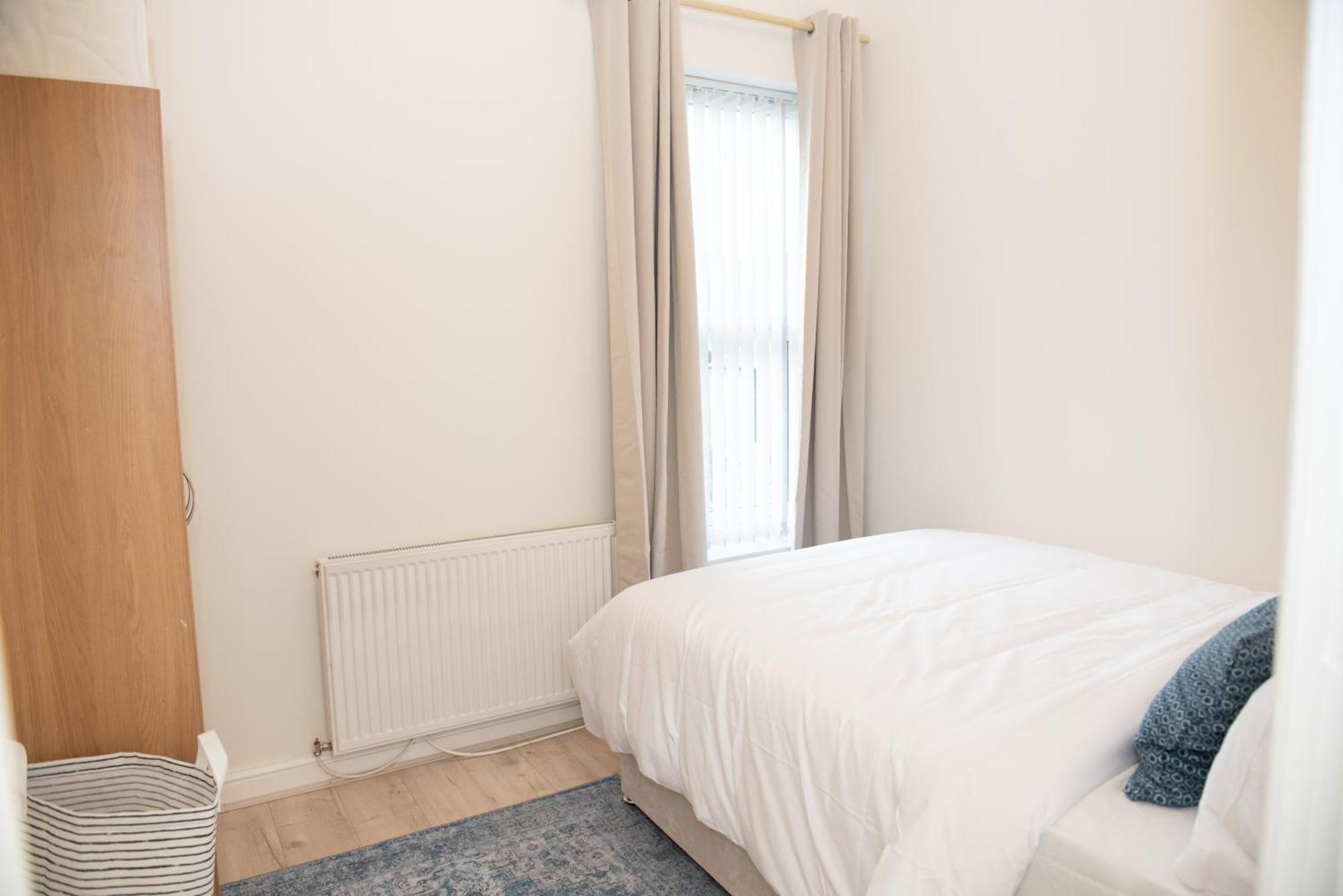 Apartment Modern Living, 1km From The Heart Of Town!