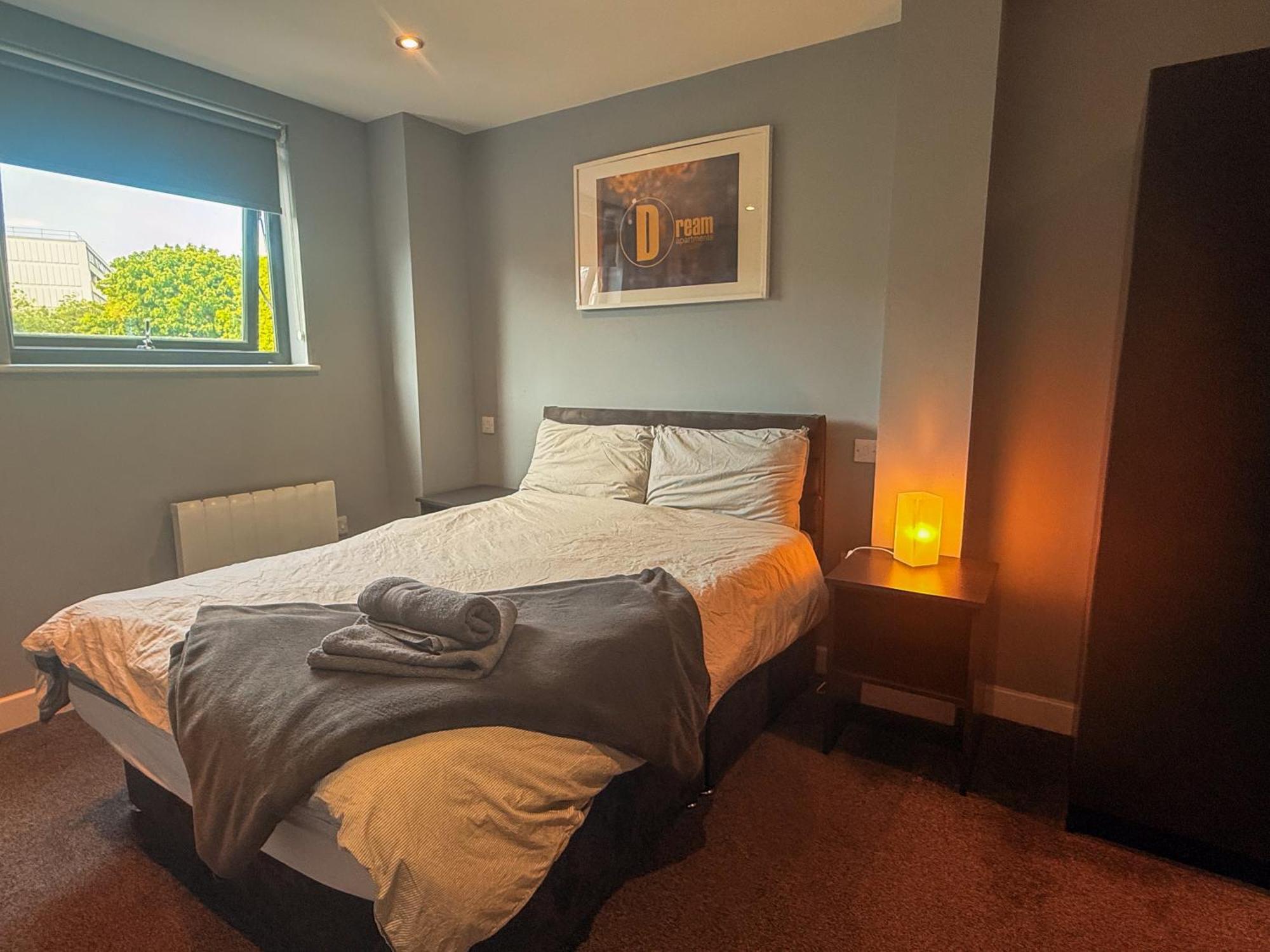 Quayside With Parking Sleeps 2 *