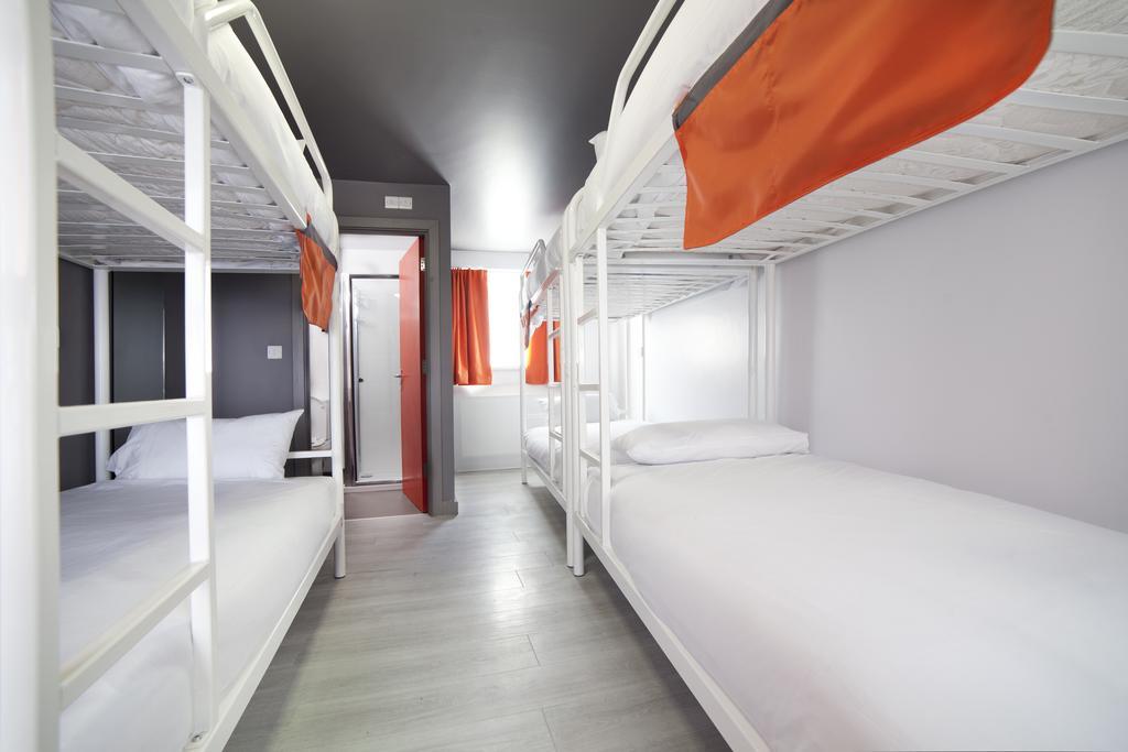 Hostel Sleeperdorm *
