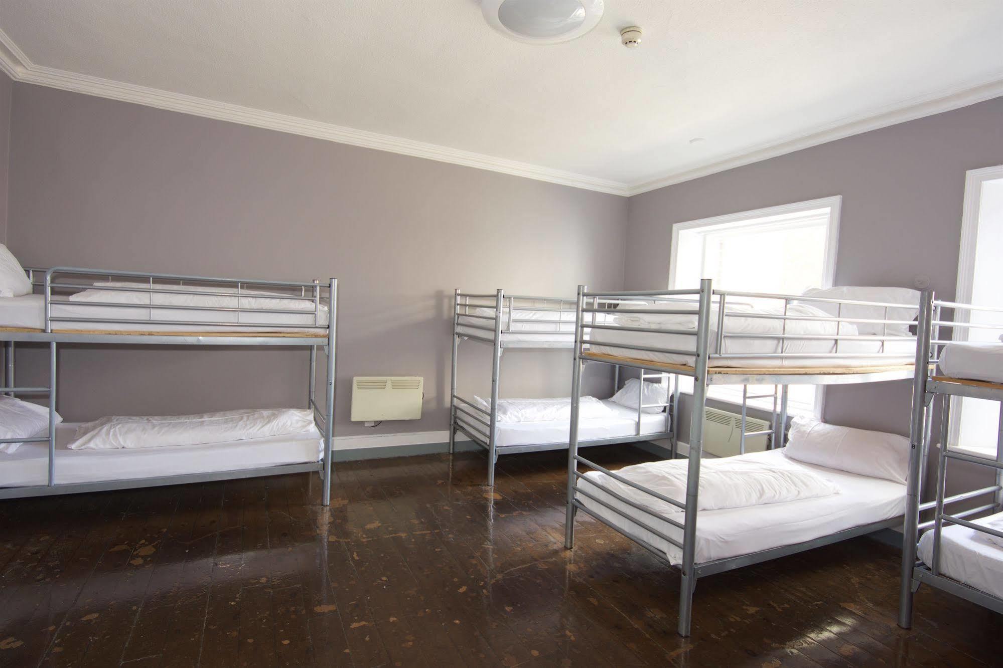Hostel Albatross *