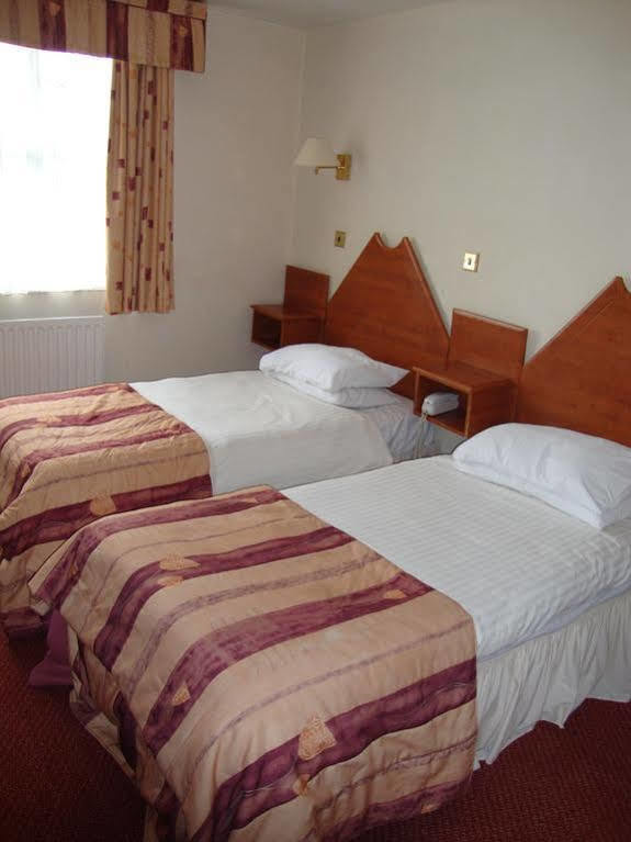 Hotel Whites 2*