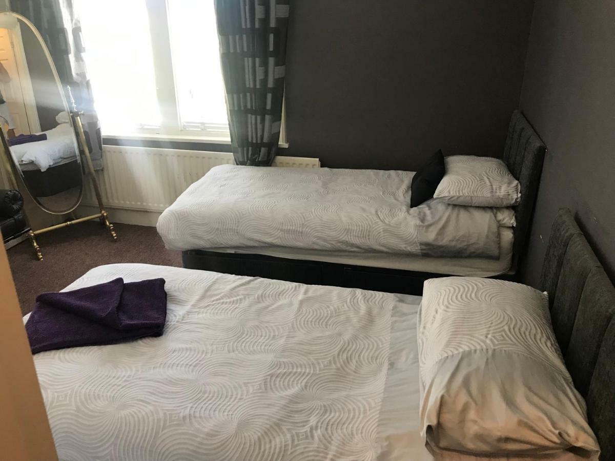 Hotel Crockets