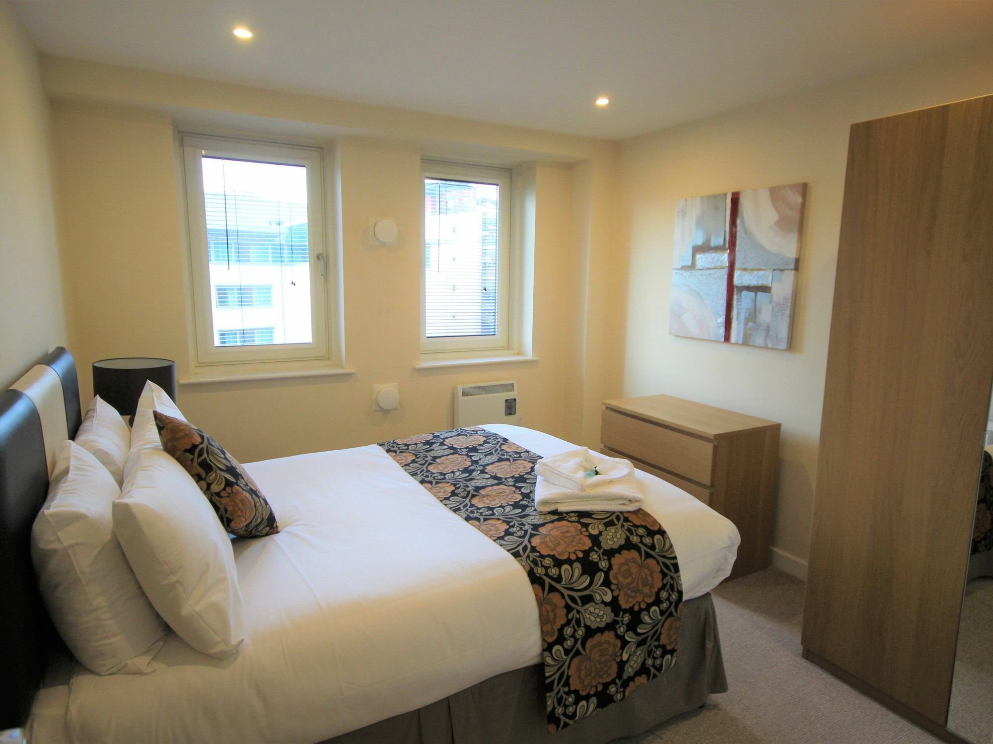 Apartment Week2Week Fabulous Newcastle City Centre Apartment Newcastle upon Tyne