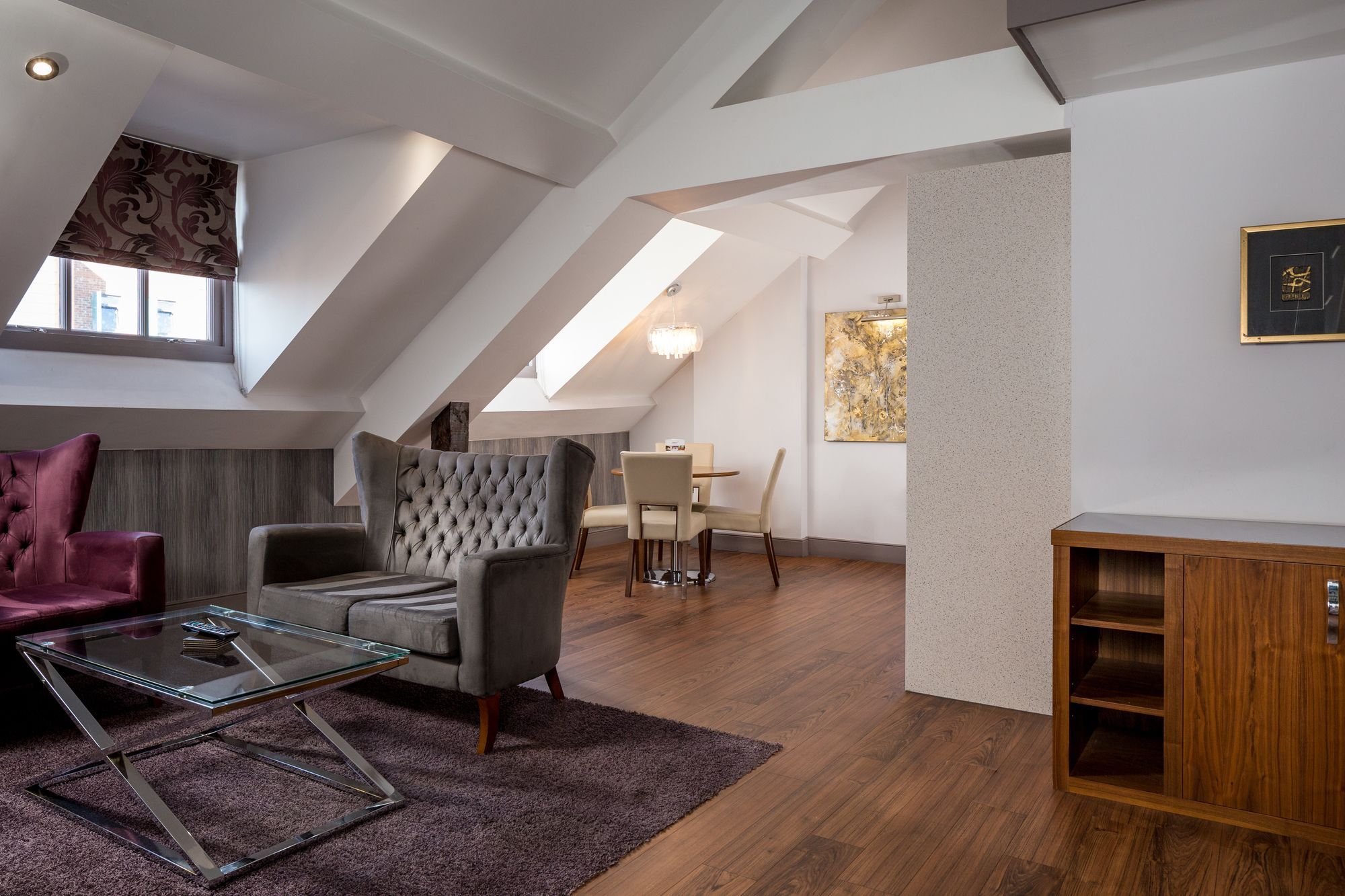 Aparthotel Roomzzz 4*